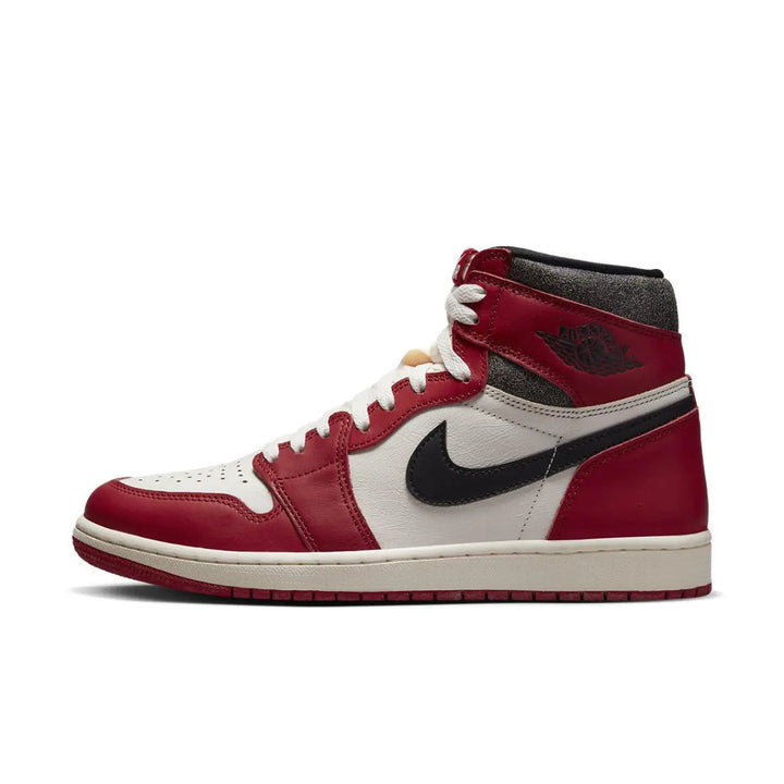 Air Jordan 1 High Chicago ''Lost And Found